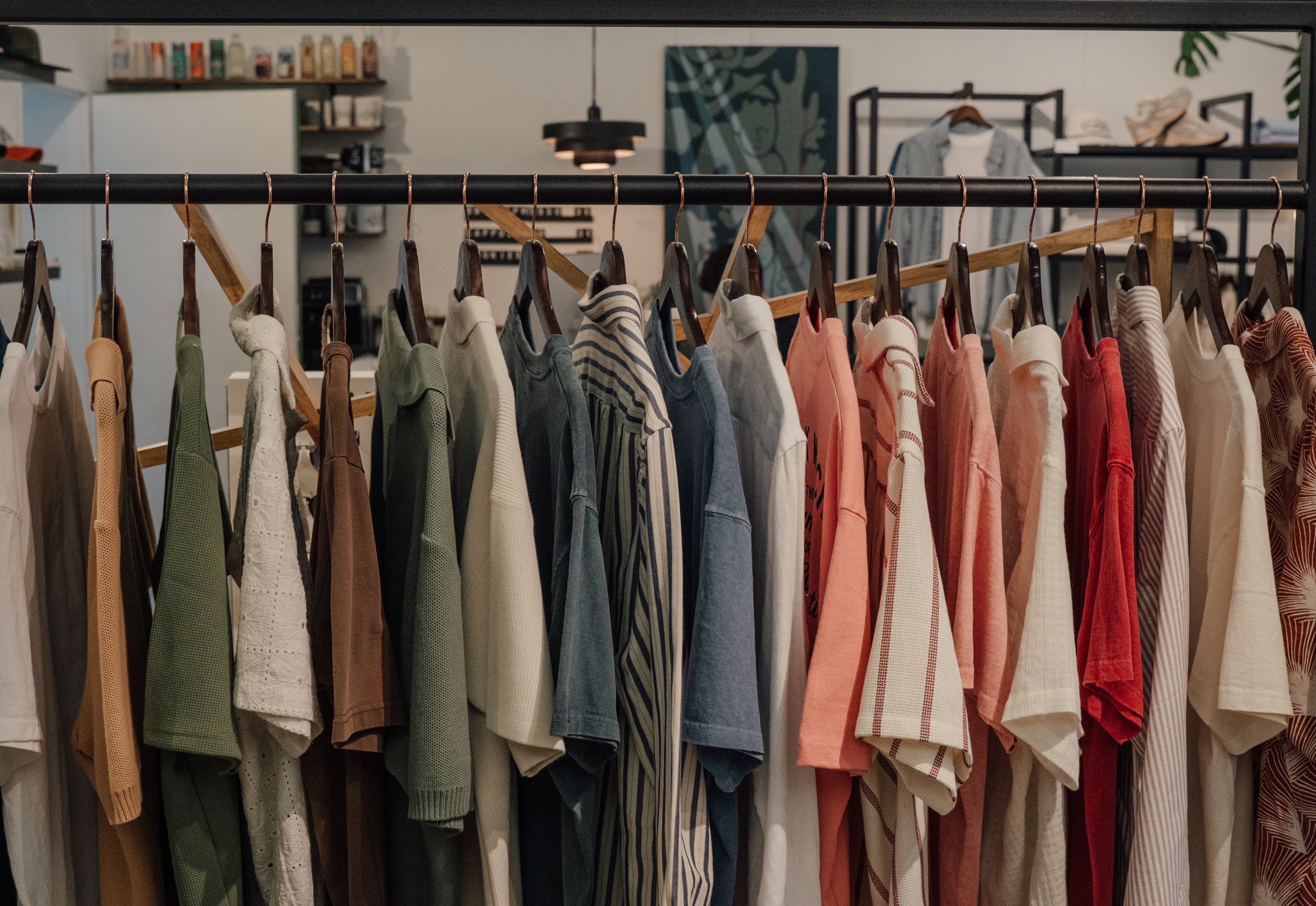 L'art du tailleur et de l'essayage dans la boutique Legacy